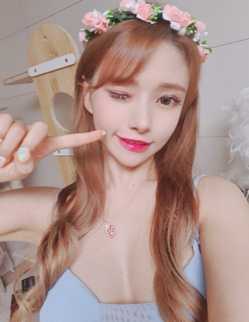 사슴의 귀여운 셀카 모습 사슴의 귀여운 셀카 모습